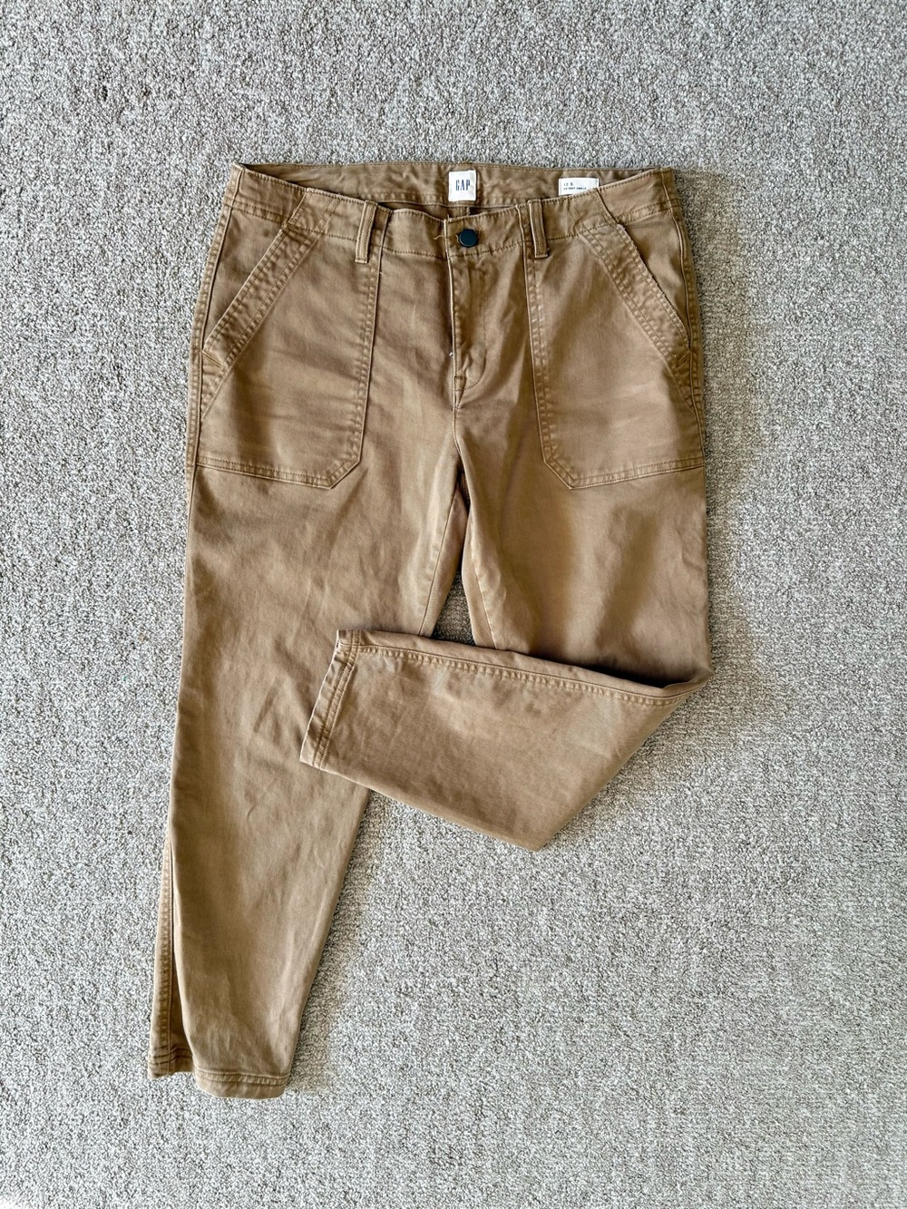 GAP Women’s Tan Skinny Ankle Chinos